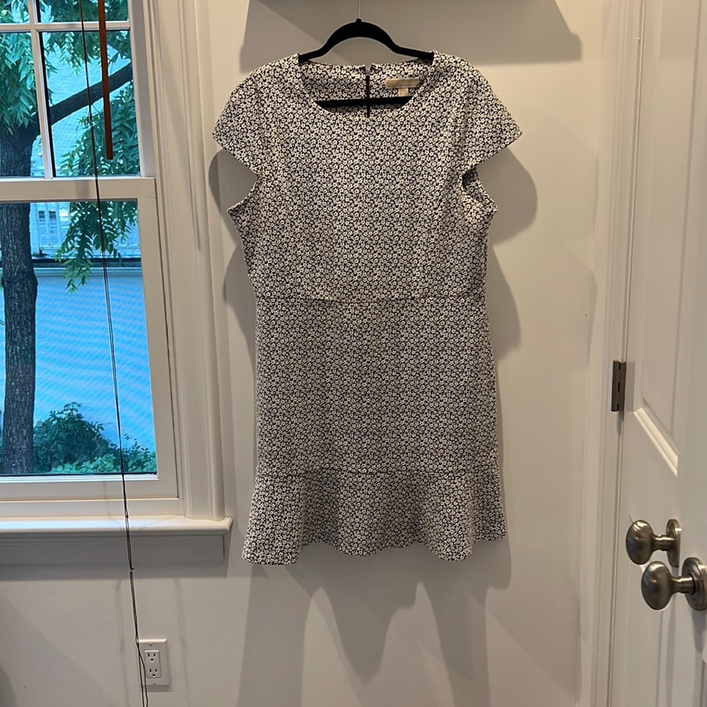 Michael Kors size 1x Black and White floral dress
